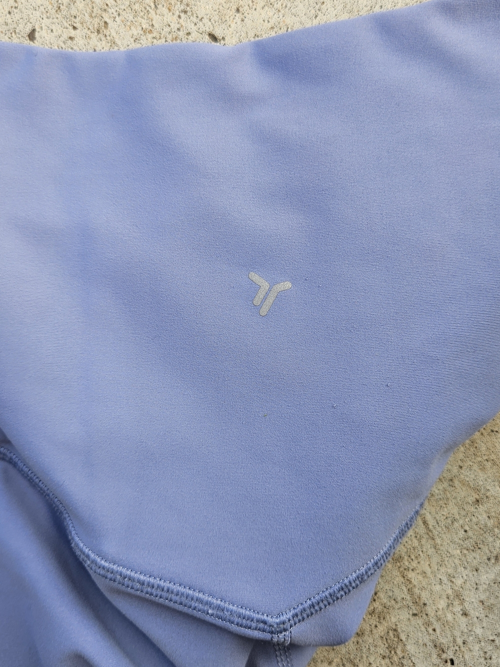 Old Navy Light Blue Active Extra High-Rise Leggings - Picture 5 of 5
